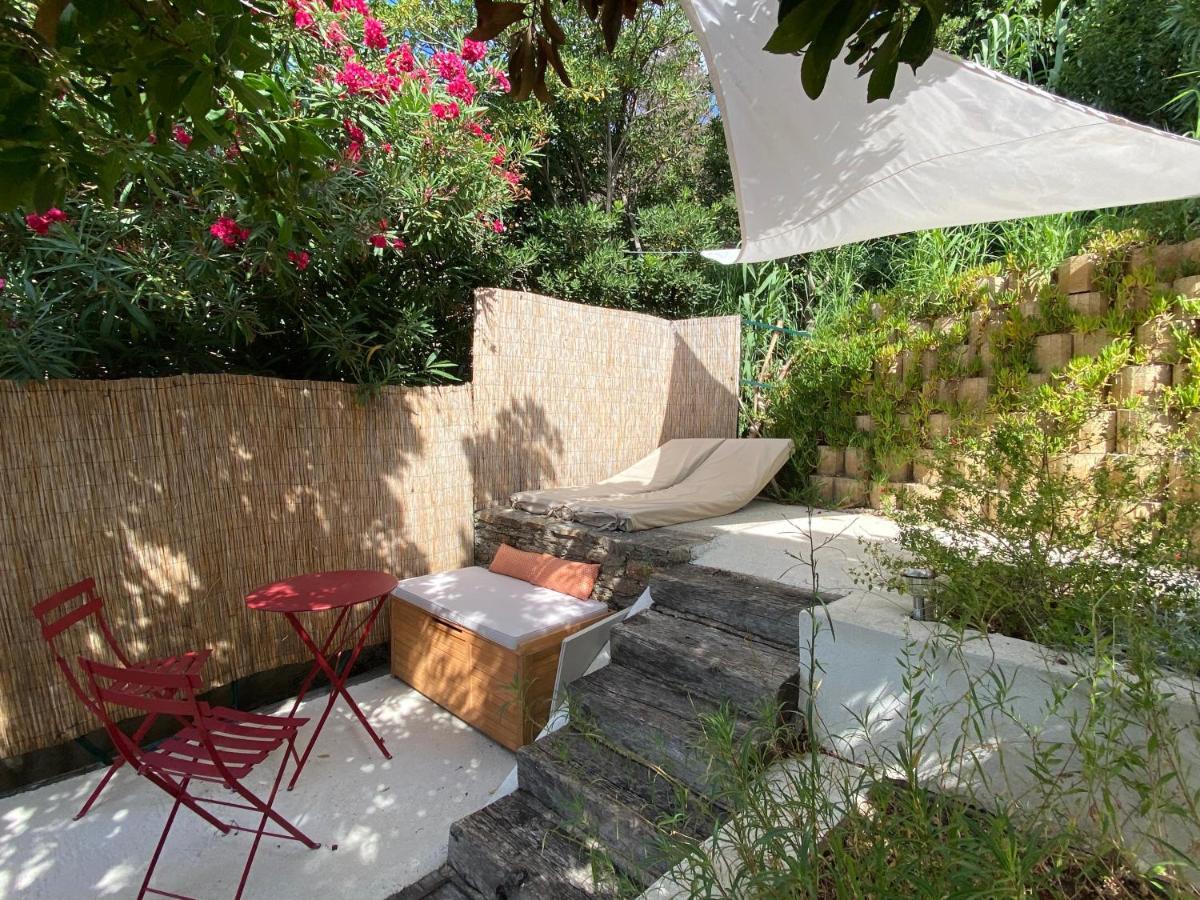 Le Rayol-Canadel-sur-Mer L'Arbousier Bed & Breakfast エクステリア 写真
